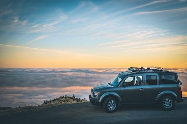 Comment bien préparer sa voiture pour un road trip ?