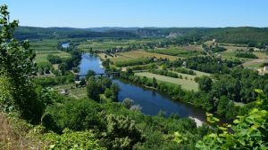 Campings ACSI en Dordogne, avec des tarifs préférentiels pour des séjours dans des cadres naturels, au cœur du Périgord.